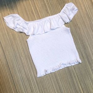 off-the-shoulder top🌻